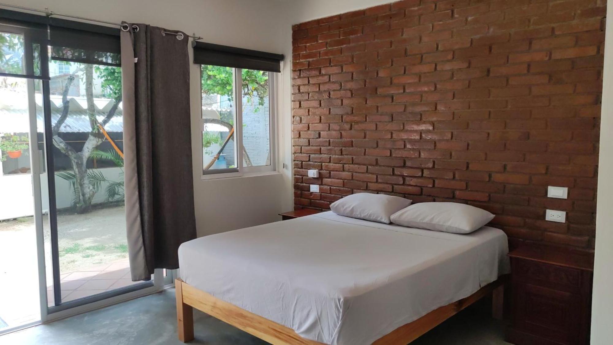 Casa Sixta A 7Min Del Aeropuerto Internacional Pmx Y 2 Cuadras Terminal Autob Ado Hotell Puerto Escondido  Exteriör bild