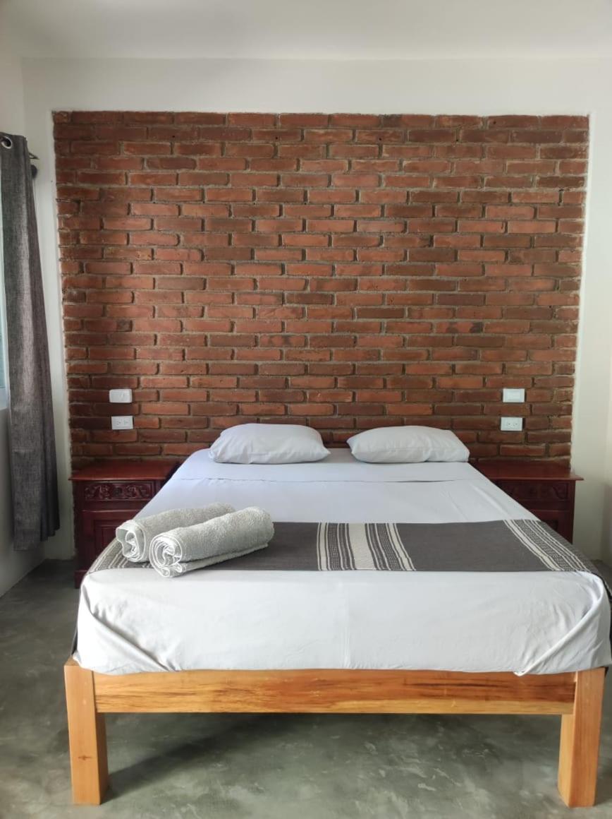 Casa Sixta A 7Min Del Aeropuerto Internacional Pmx Y 2 Cuadras Terminal Autob Ado Hotell Puerto Escondido  Exteriör bild