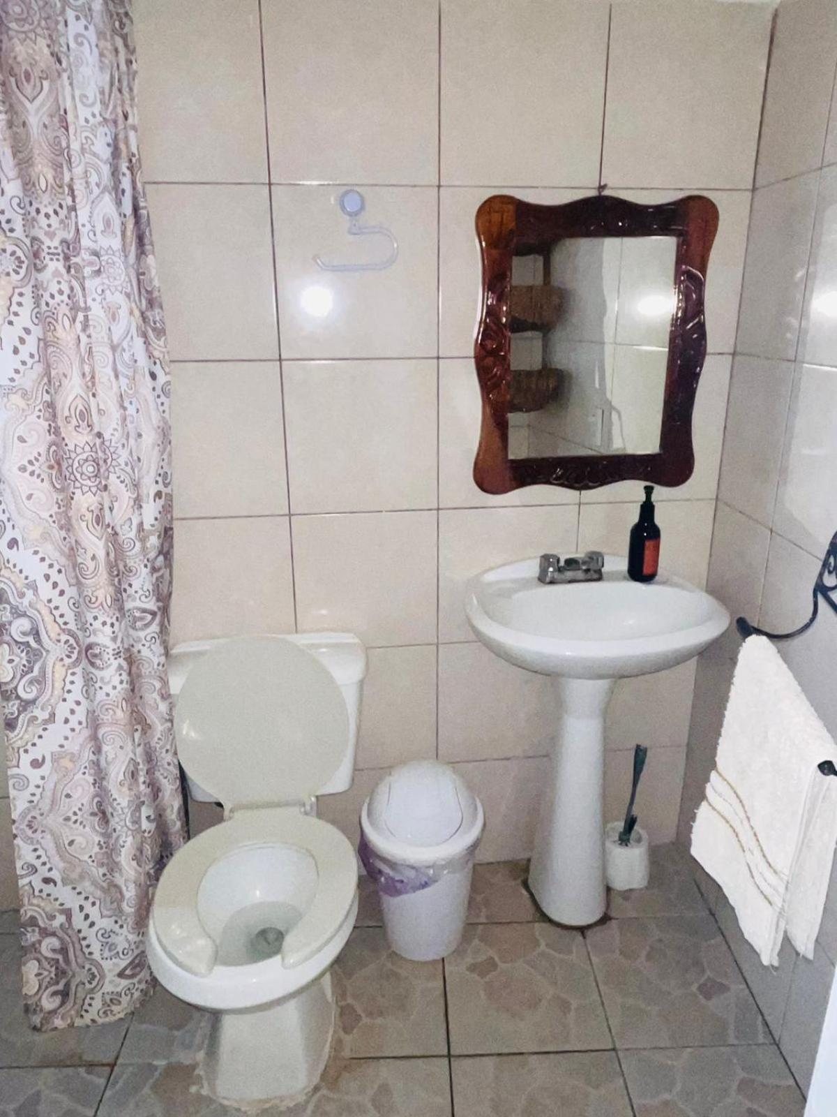 Casa Sixta A 7Min Del Aeropuerto Internacional Pmx Y 2 Cuadras Terminal Autob Ado Hotell Puerto Escondido  Exteriör bild