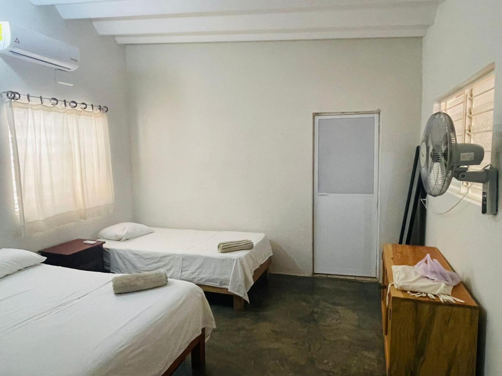 Casa Sixta A 7Min Del Aeropuerto Internacional Pmx Y 2 Cuadras Terminal Autob Ado Hotell Puerto Escondido  Exteriör bild