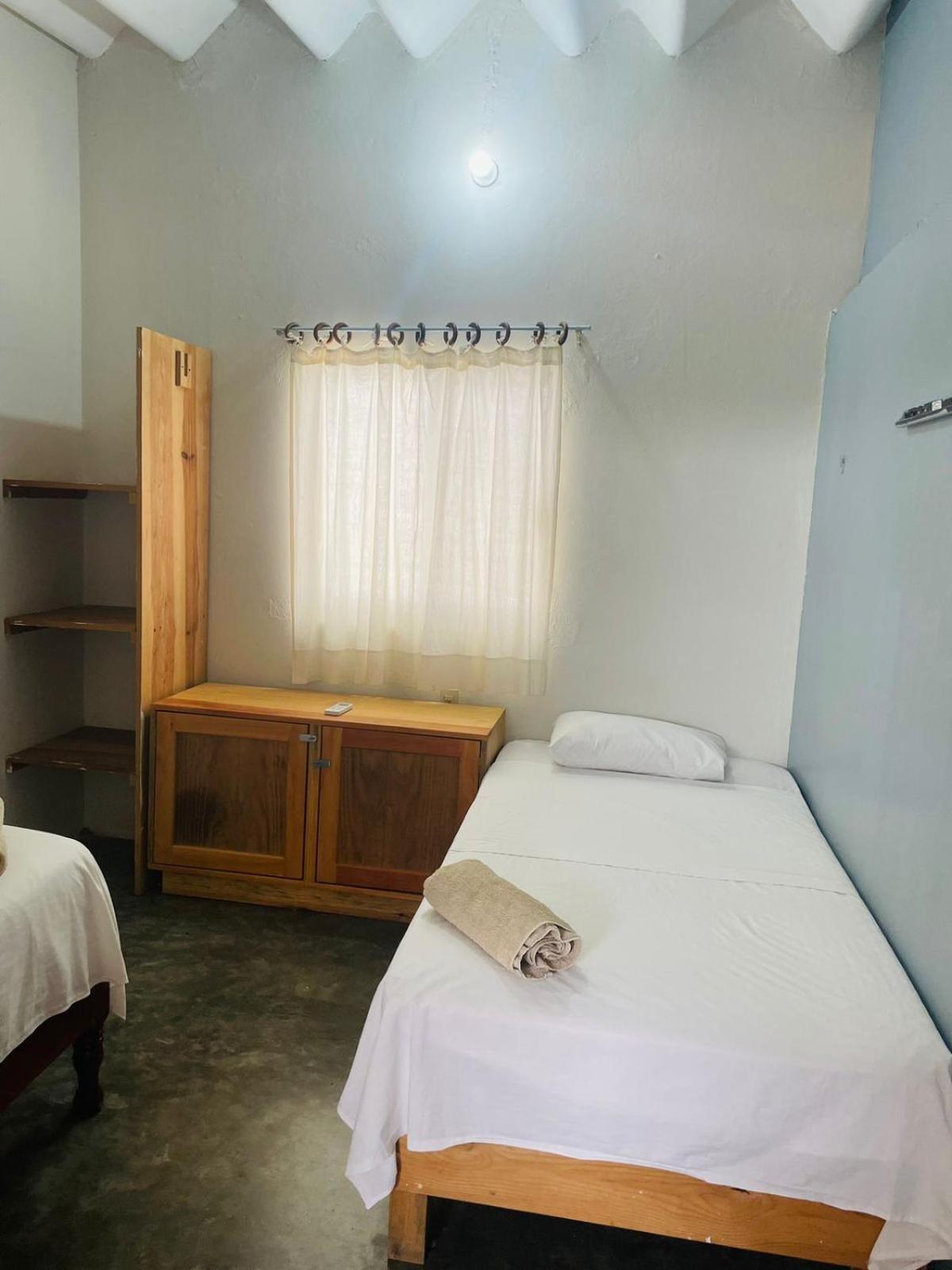 Casa Sixta A 7Min Del Aeropuerto Internacional Pmx Y 2 Cuadras Terminal Autob Ado Hotell Puerto Escondido  Exteriör bild